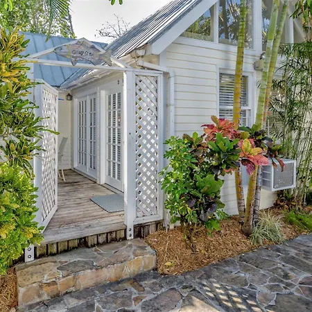 Island Style Colony Villa